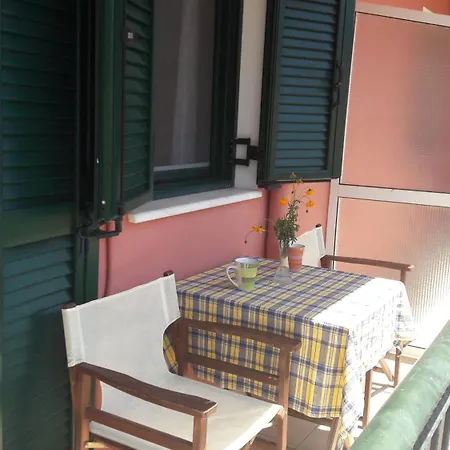 アパート Giannos *