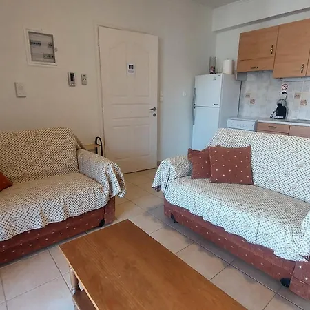 Giannos Apartmán *