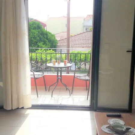 Giannos أيّا إفيميا