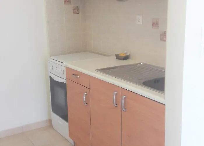 Apartman Giannos *
