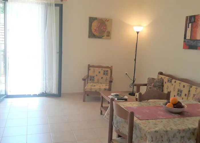Giannos Apartman *